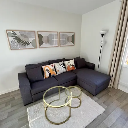 Cocon Cosy Verdoyant - Free Private Parking, Breakfast, Wifi, Netflix Caen