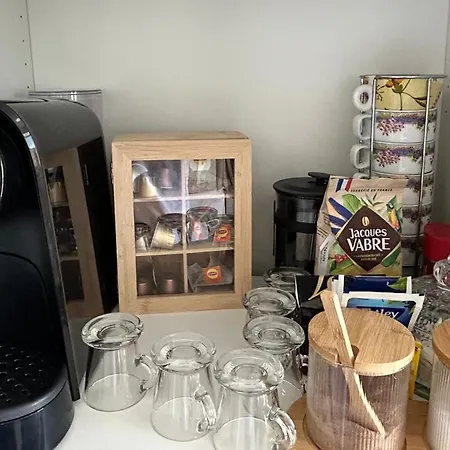 Appartement Cocon Cosy Verdoyant - Free Private Parking, Breakfast, Wifi, Netflix