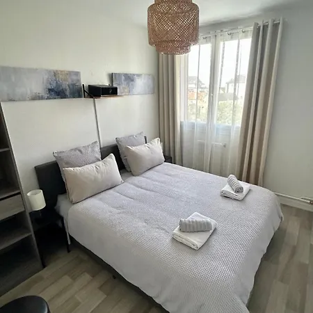 Cocon Cosy Verdoyant - Free Private Parking, Breakfast, Wifi, Netflix Caen