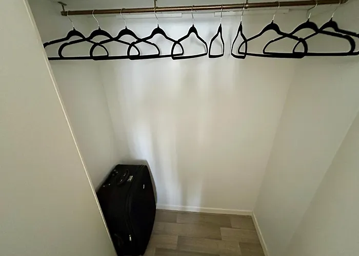 Cocon Cosy Verdoyant - Free Private Parking, Breakfast, Wifi, Netflix * Caen